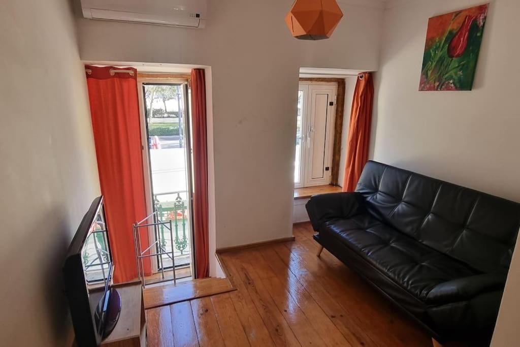 Rp House Perto Do Mar E Comercio Na Luisa Todi * Setubal